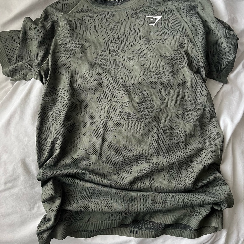 Gym shark Forest green Men’s Tee
